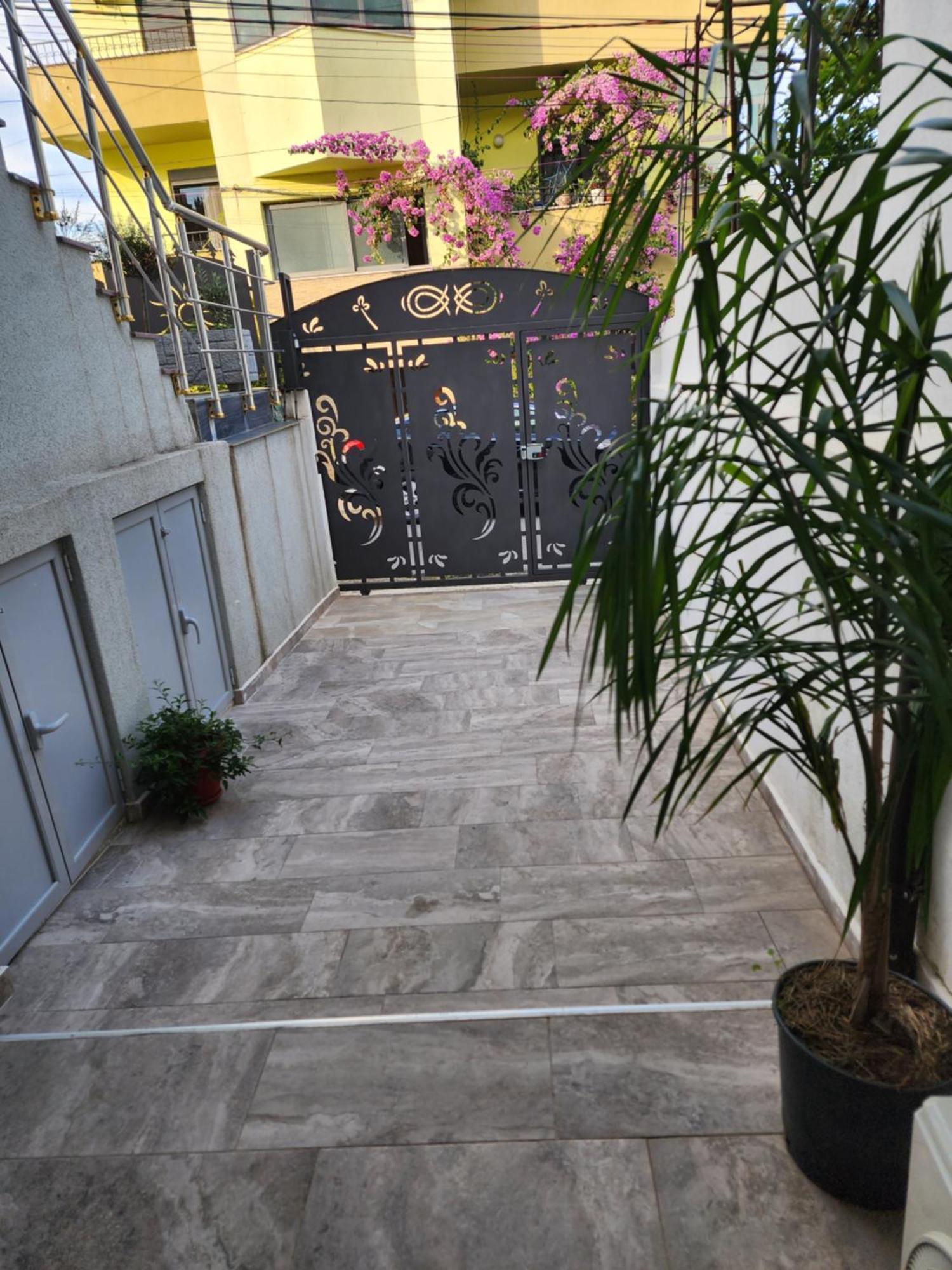דורס Eden Guesthouse מראה חיצוני תמונה